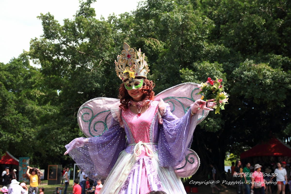 20251013-2j4fg 20251013-2j4fg