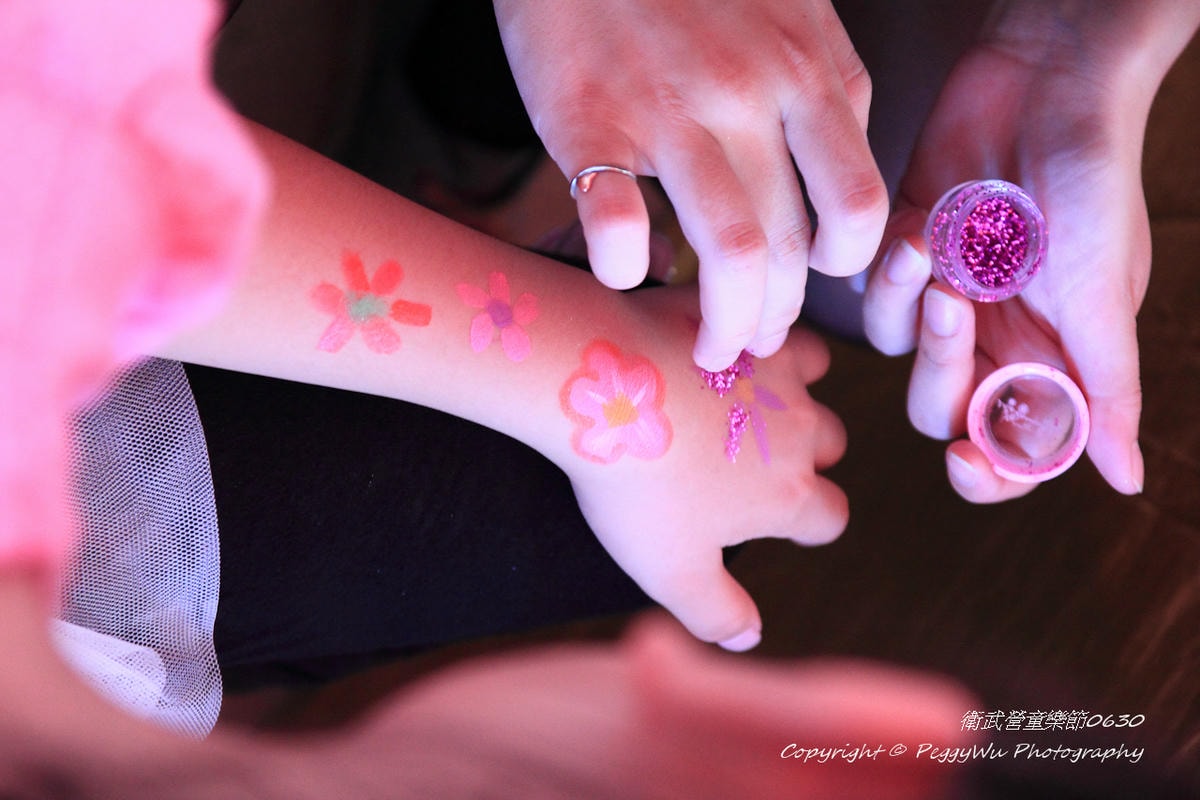 20251013-t7wnl 20251013-t7wnl