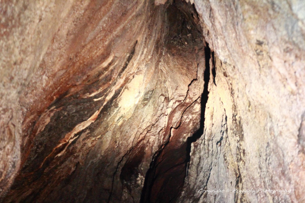 20251013-wmqtv 20251013-wmqtv