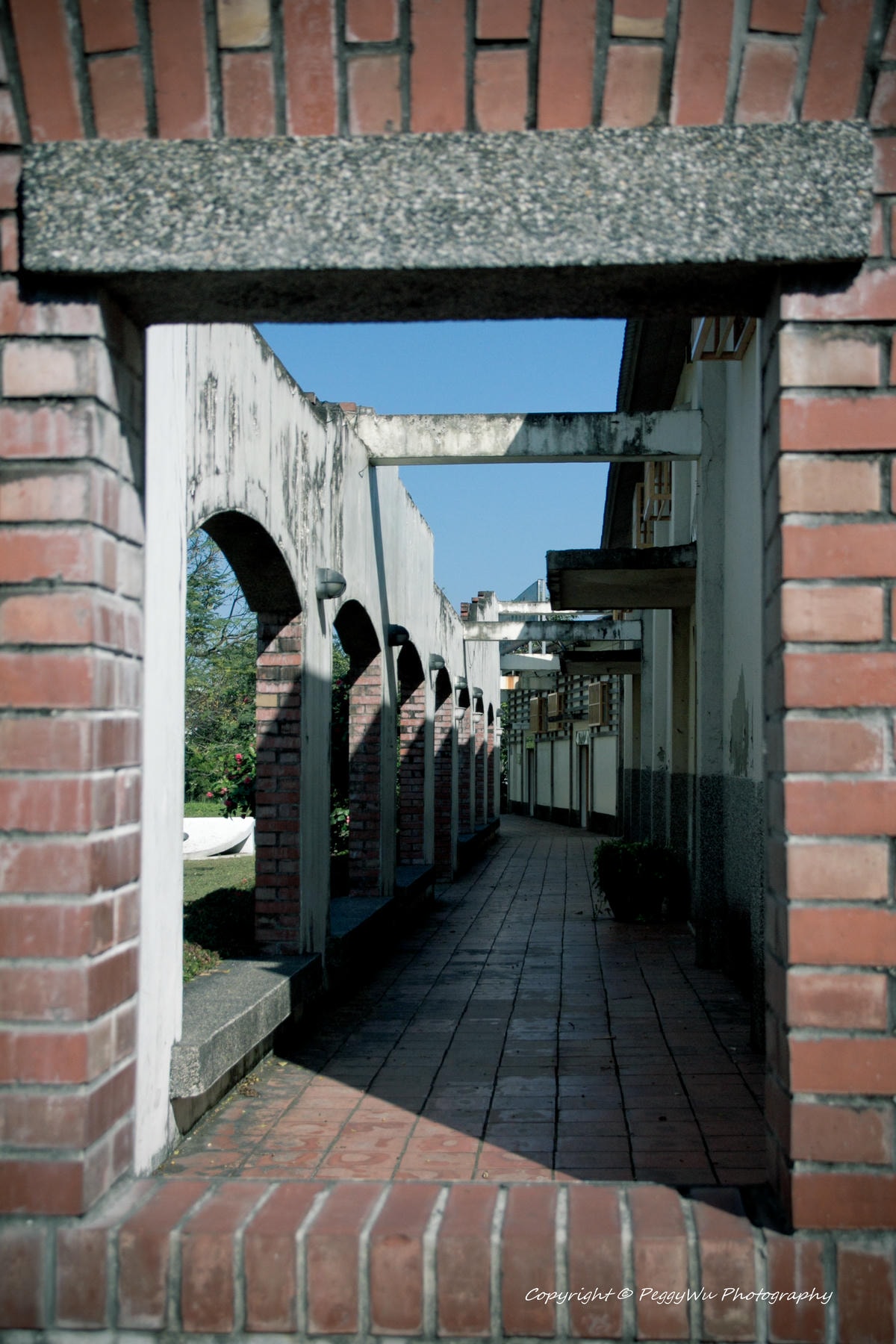 20251013-9nyhh 20251013-9nyhh