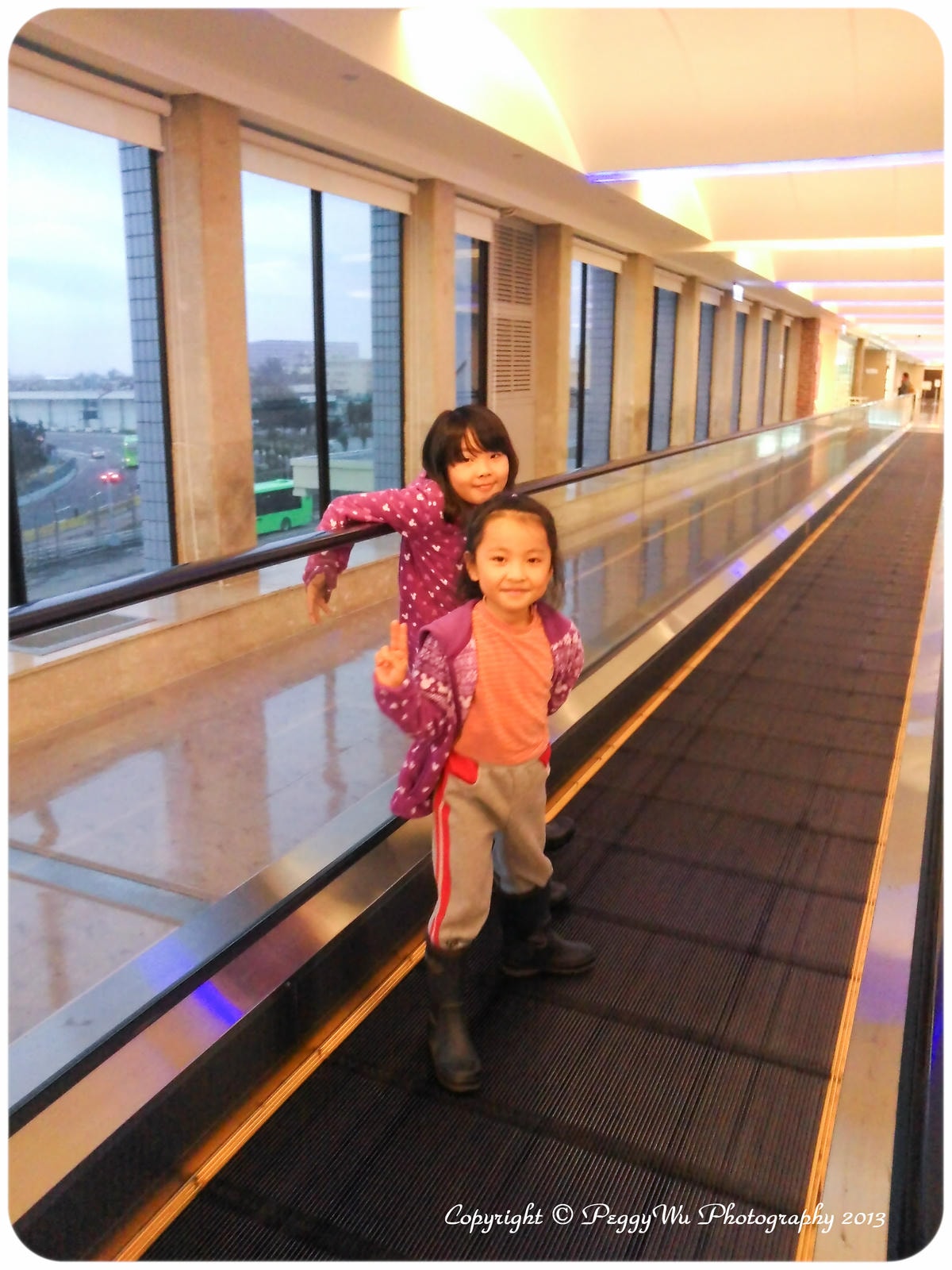 20251013-0de7w 20251013-0de7w