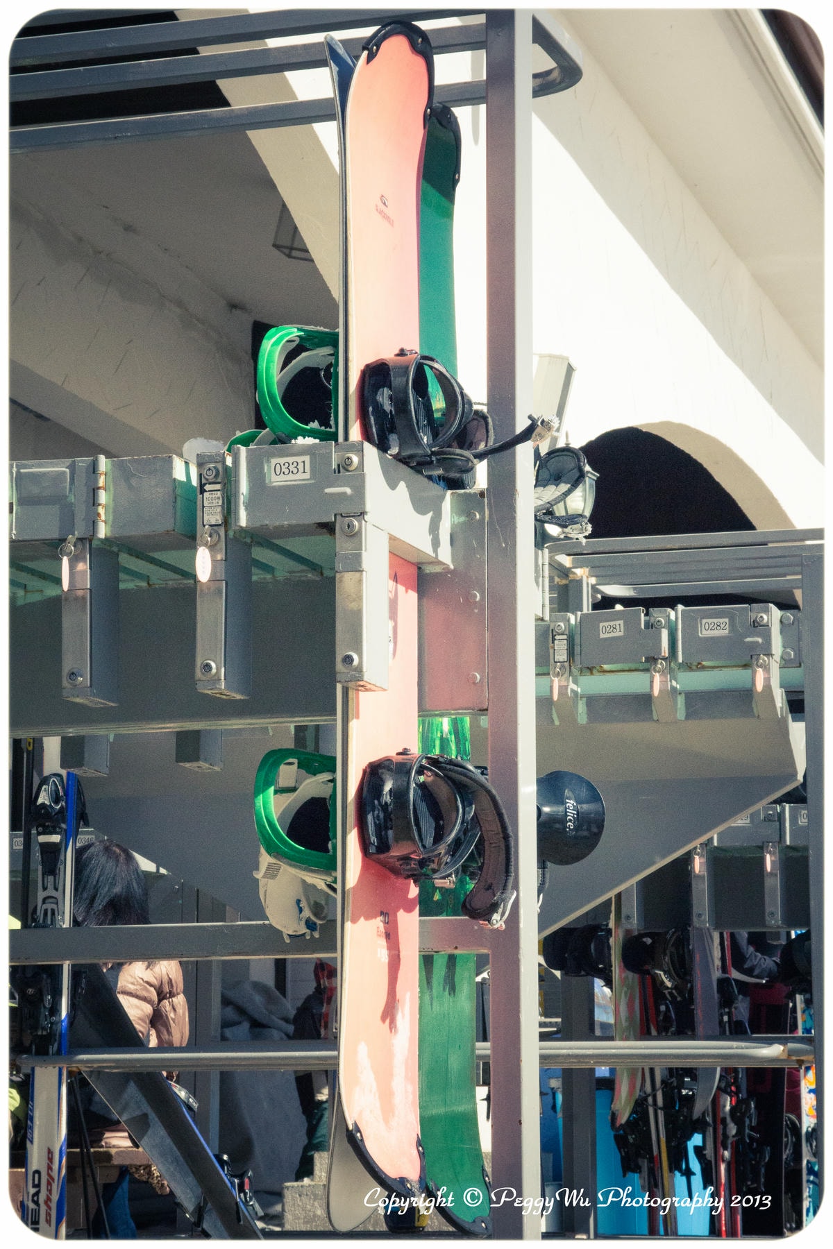 20251013-r8beb 20251013-r8beb