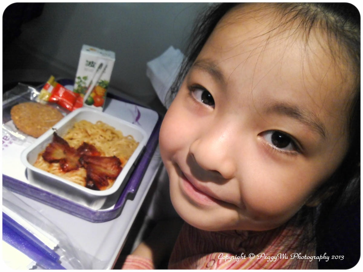 20251013-w8nka 20251013-w8nka