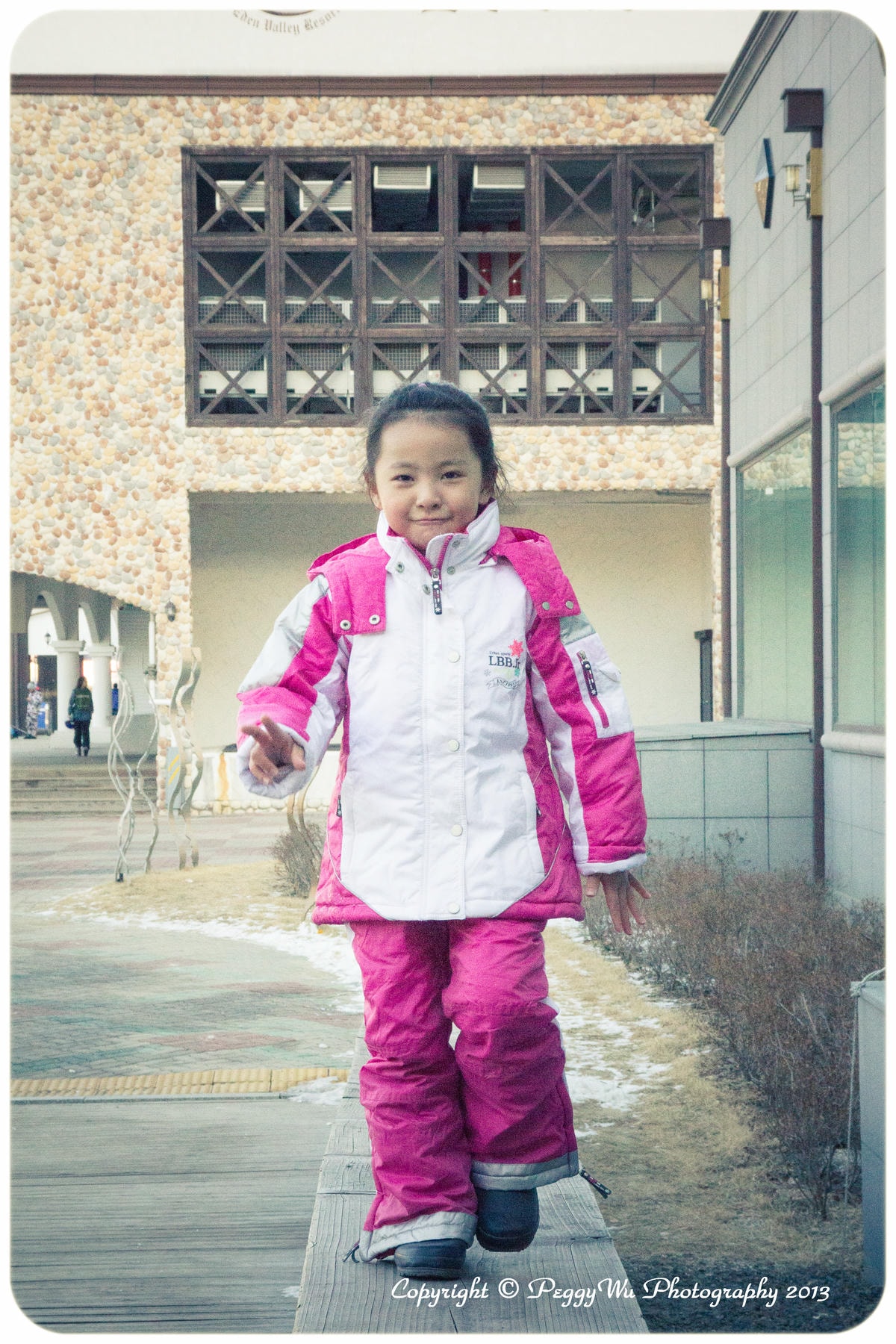 20251013-xyigr 20251013-xyigr