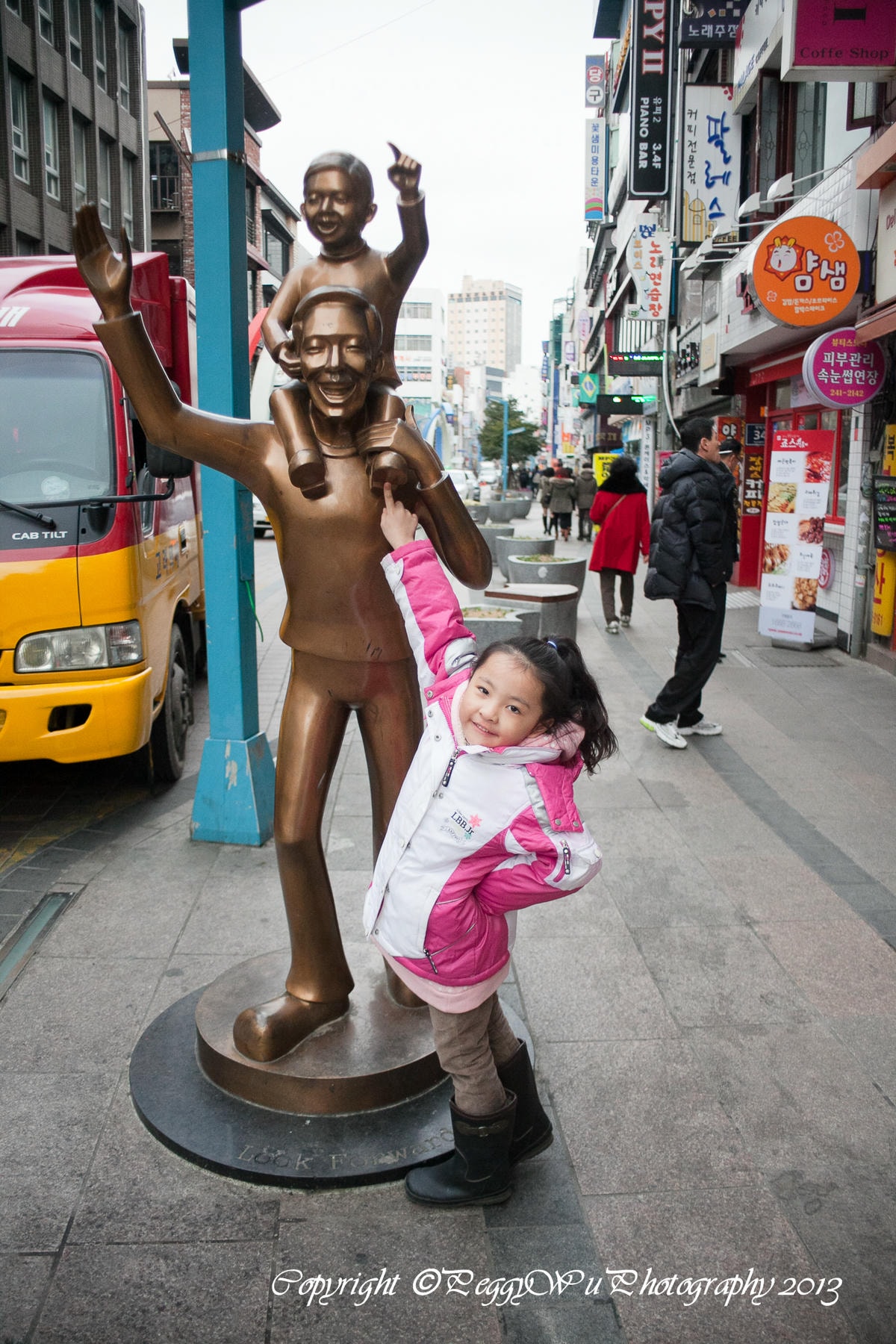 20251013-cxnq1 20251013-cxnq1