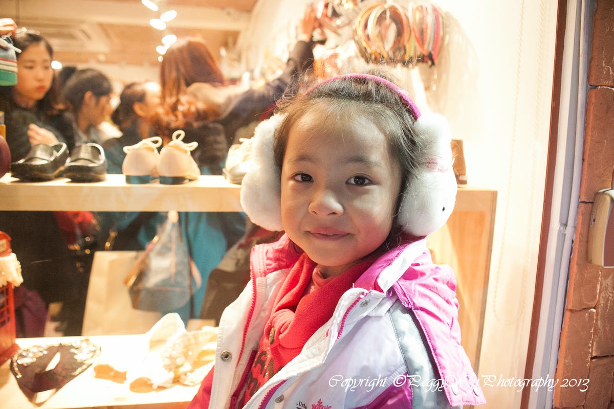 20251013-lyyk7 20251013-lyyk7