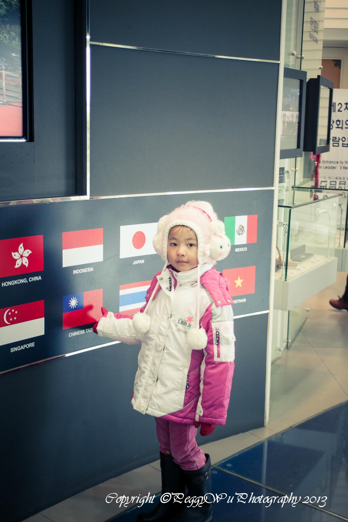 20251013-m2ufh 20251013-m2ufh