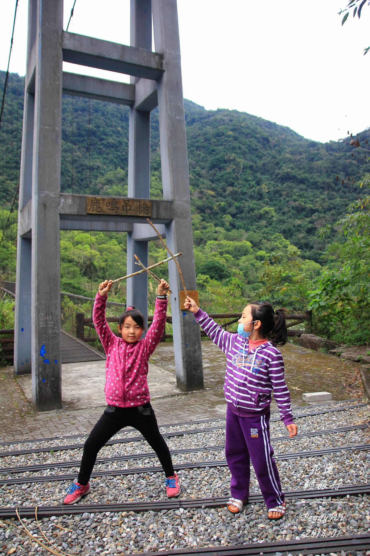 20251013-37hrf 20251013-37hrf