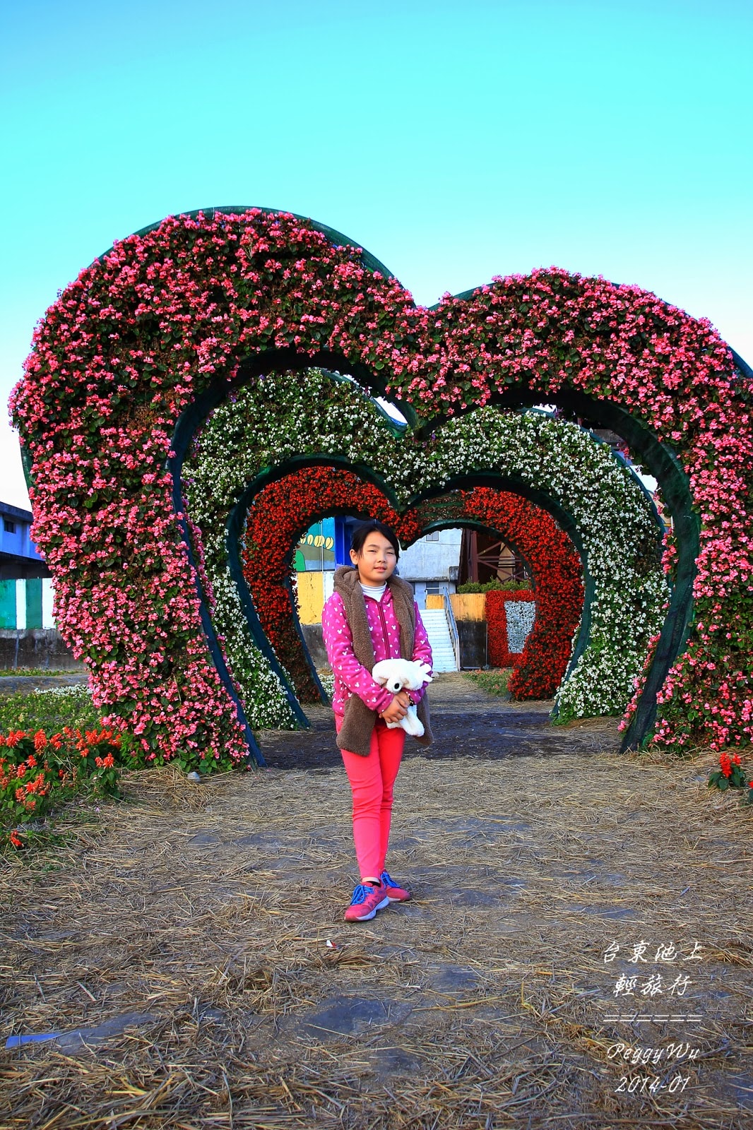 20251013-3f14x 20251013-3f14x