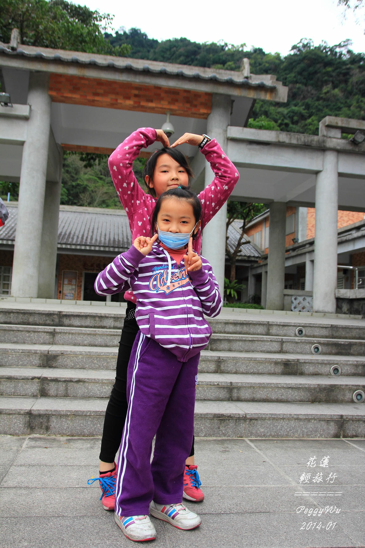 20251013-5ycco 20251013-5ycco