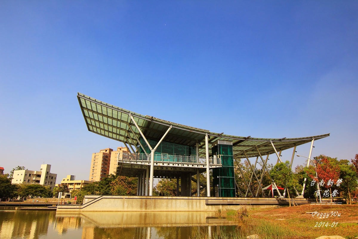 20251013-8g67e 20251013-8g67e