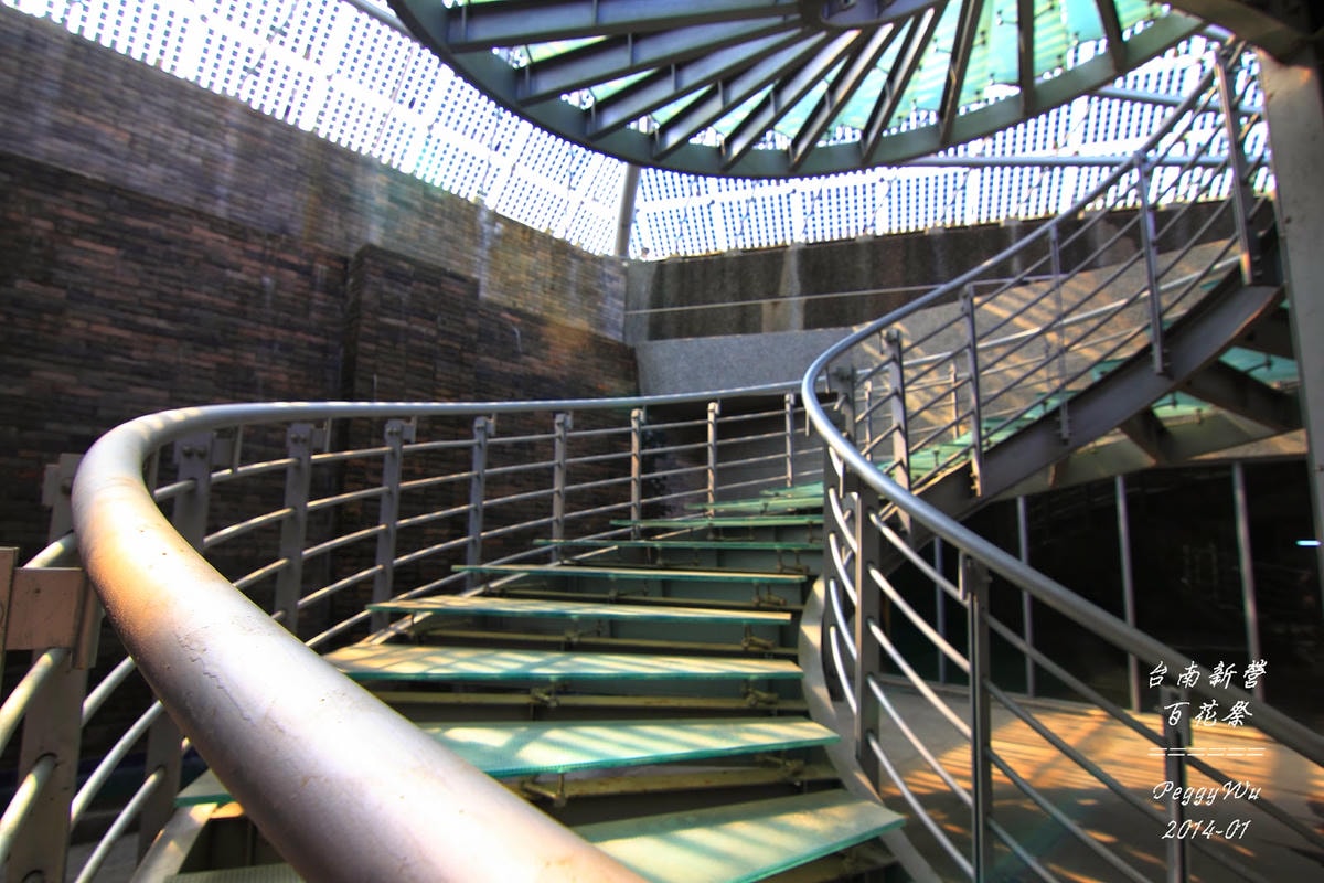 20251013-u02za 20251013-u02za