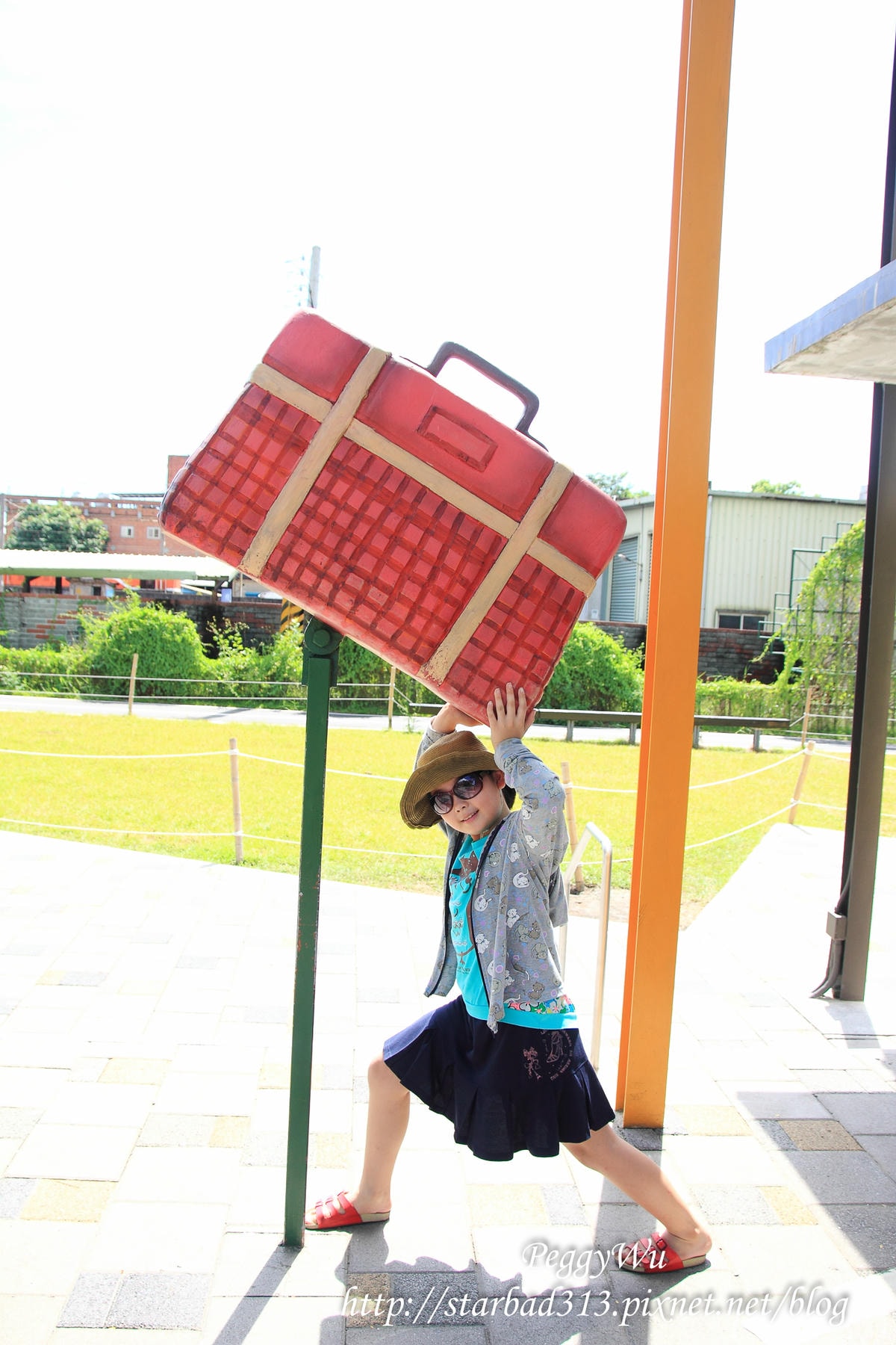 20251013-7lor6 20251013-7lor6