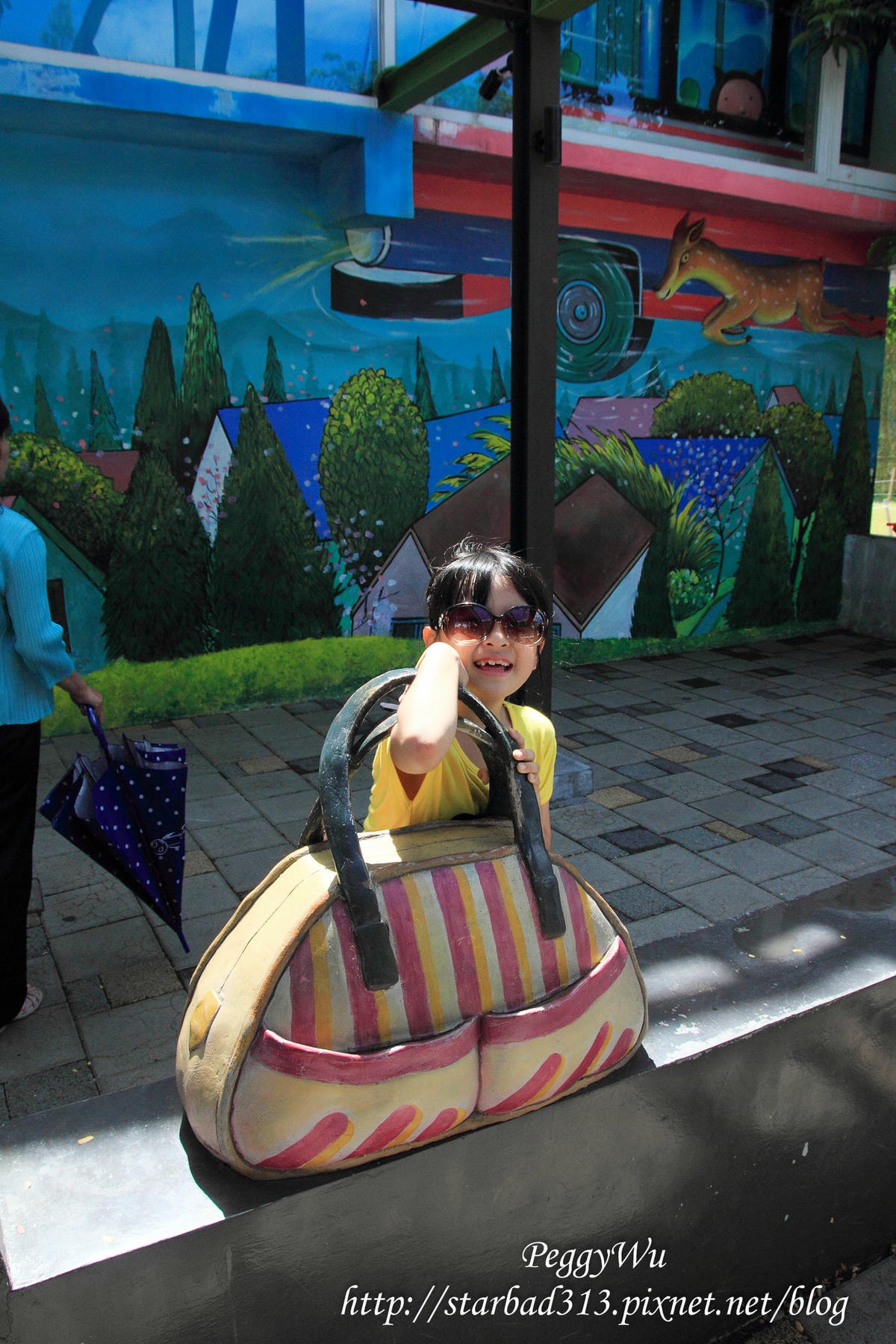 20251013-z796k 20251013-z796k