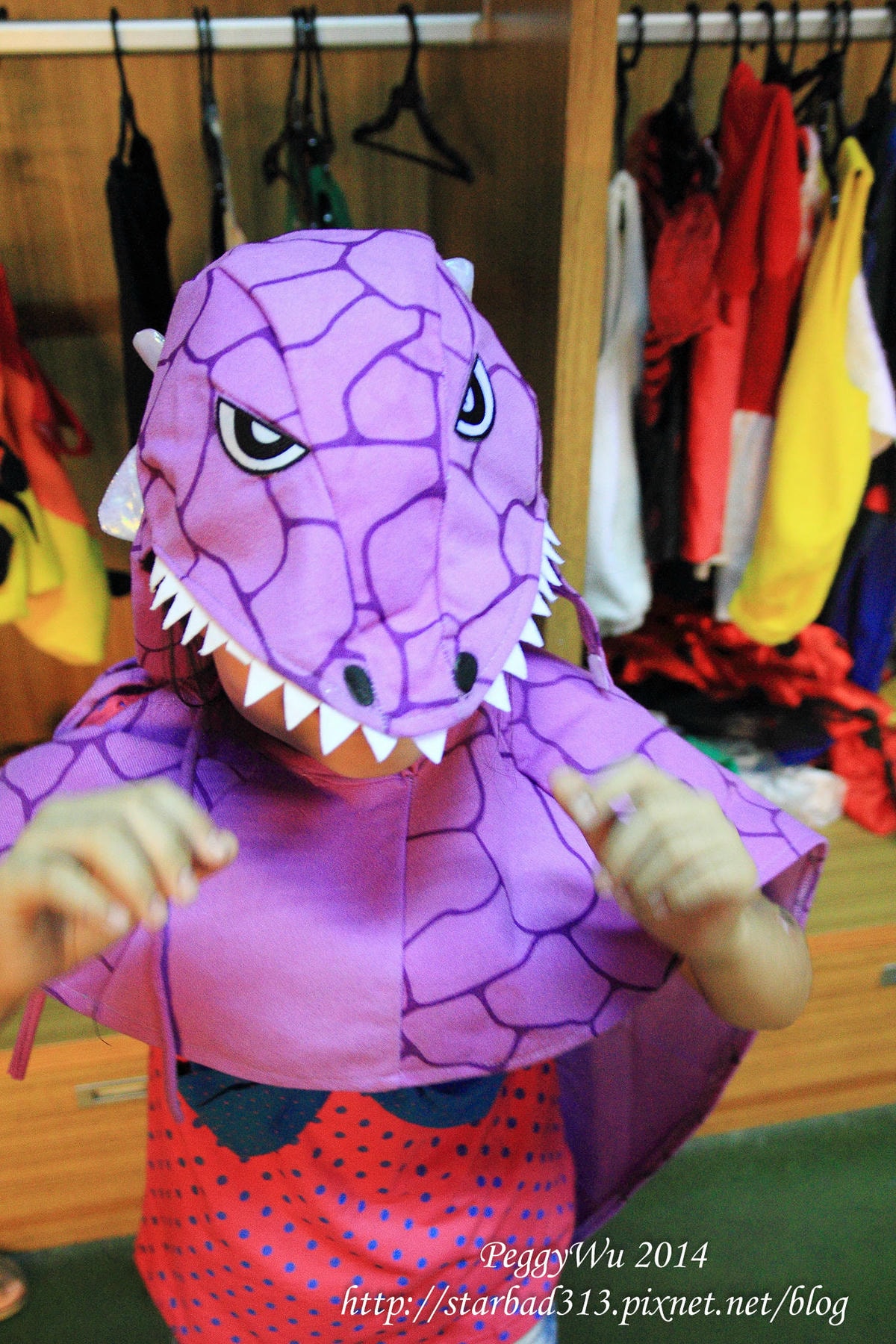 20251013-9lynb 20251013-9lynb