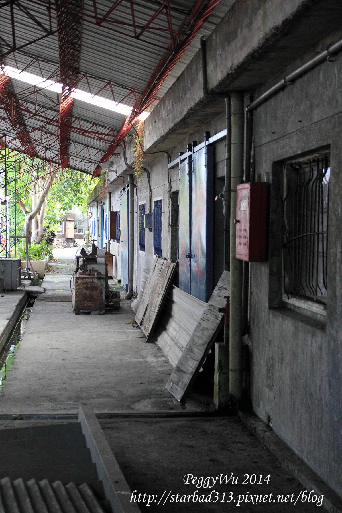 20251013-e3dfk 20251013-e3dfk