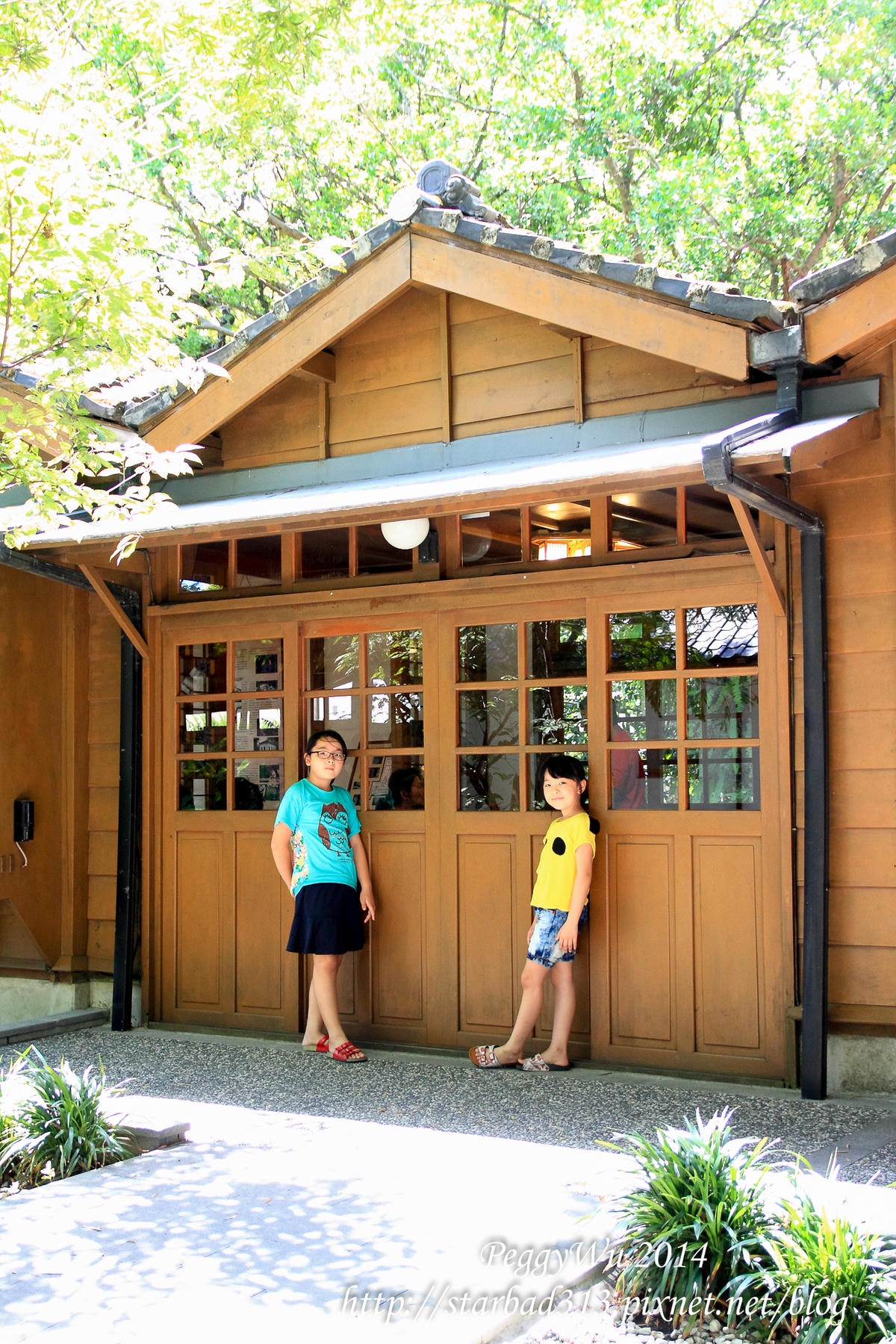 20251013-km4yp 20251013-km4yp