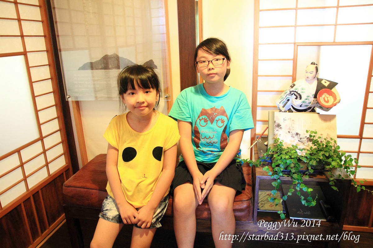 20251013-yp5eb 20251013-yp5eb