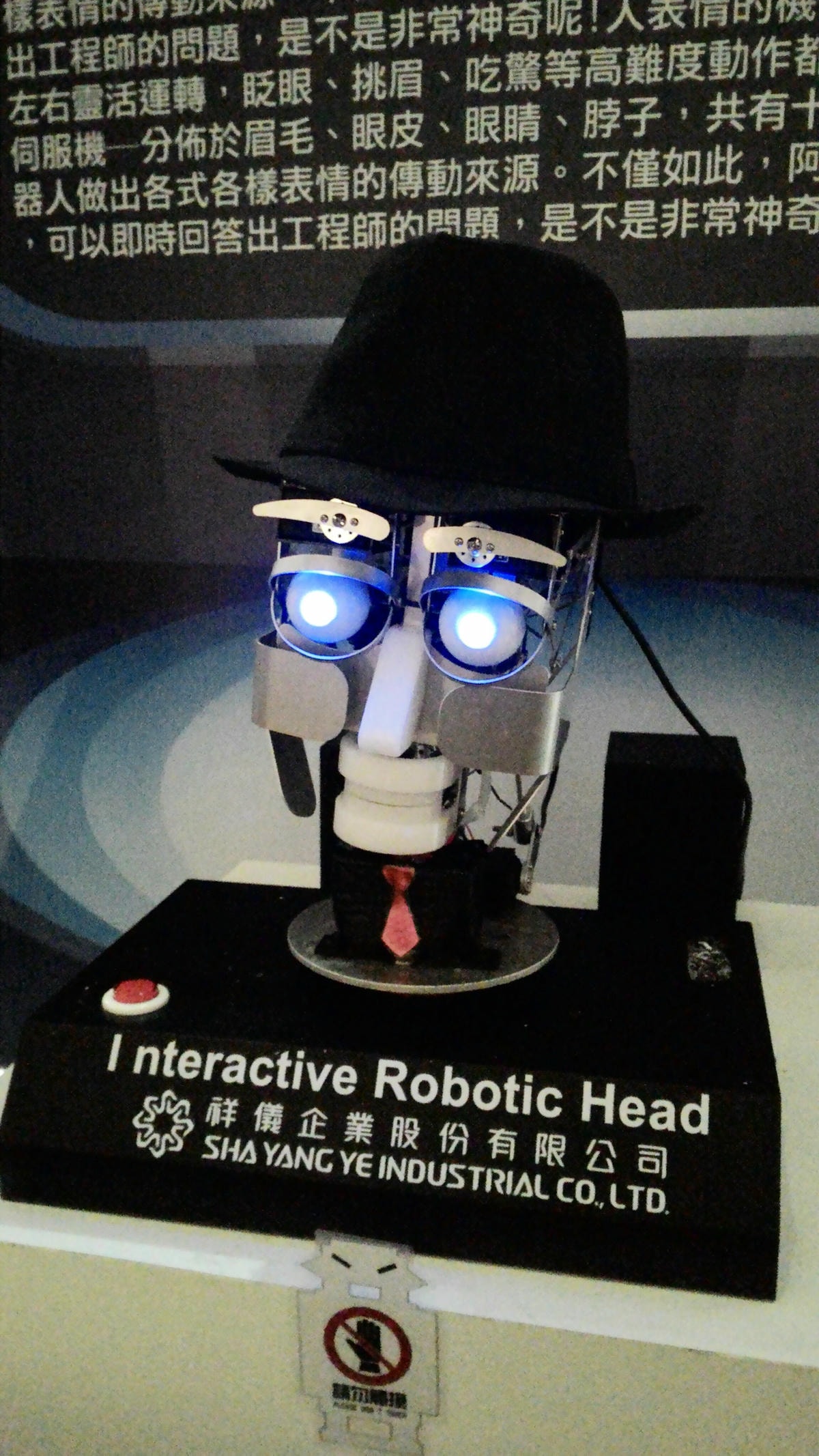 20251013-0a6x7 20251013-0a6x7