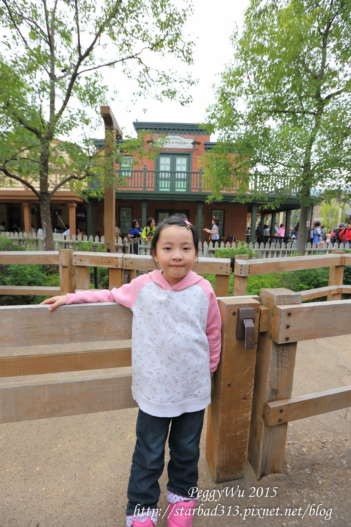 20251013-83i0h 20251013-83i0h