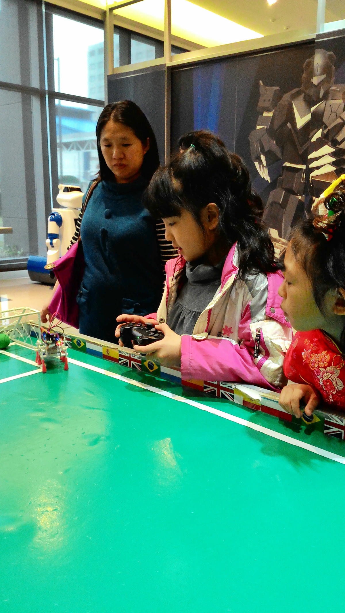 20251013-b4ebu 20251013-b4ebu