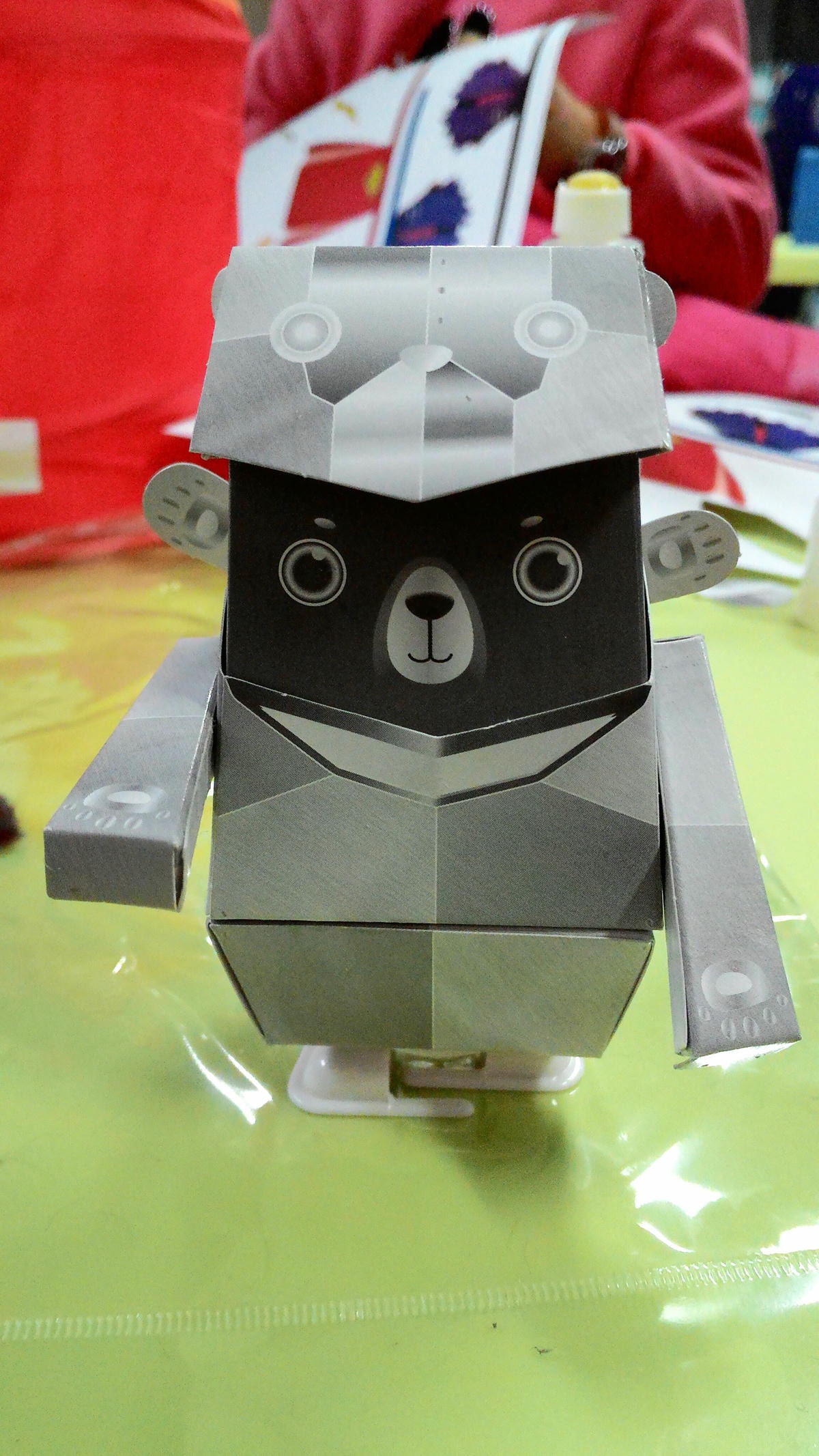 20251013-b8js2 20251013-b8js2