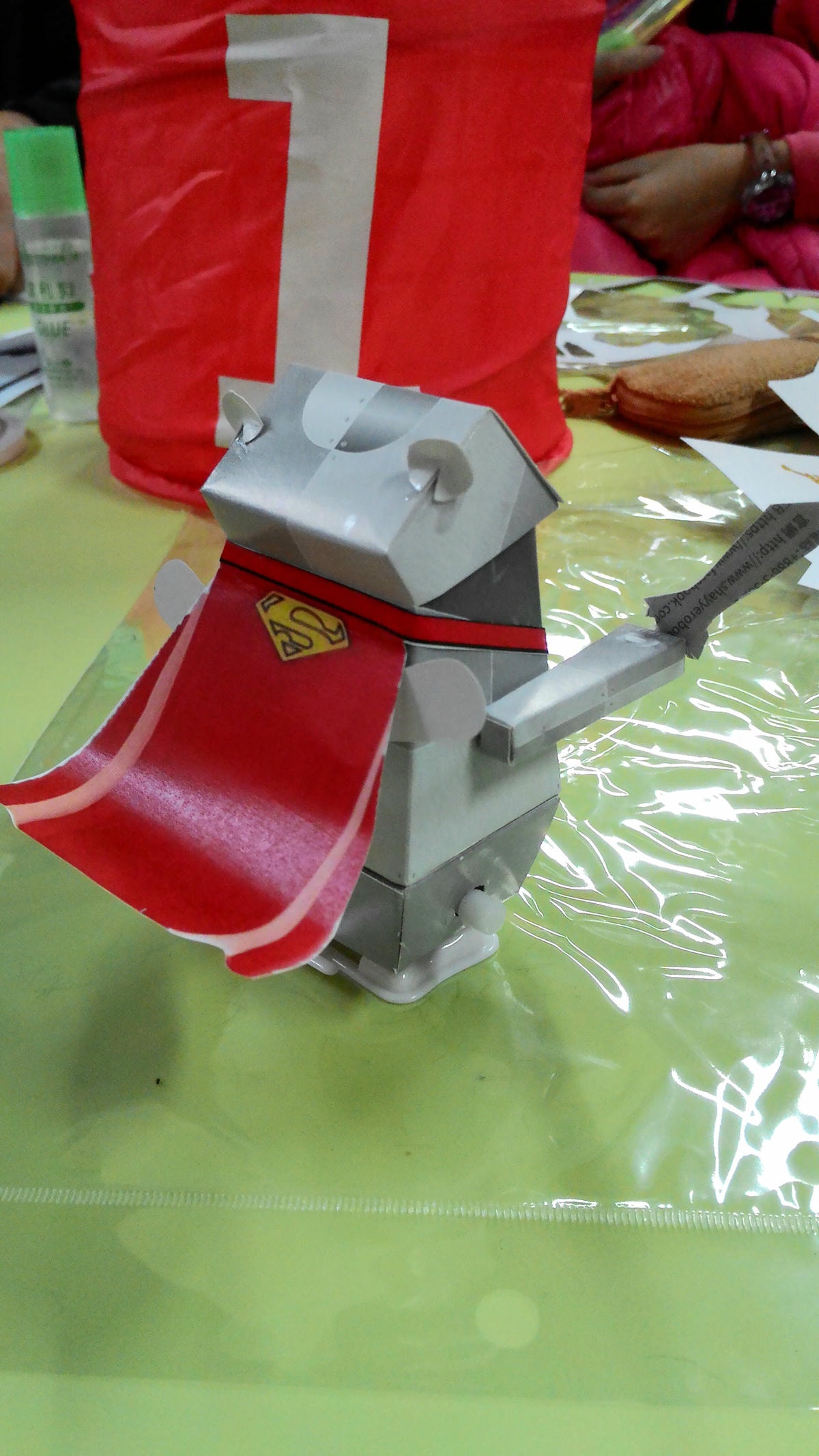 20251013-ir3cw 20251013-ir3cw