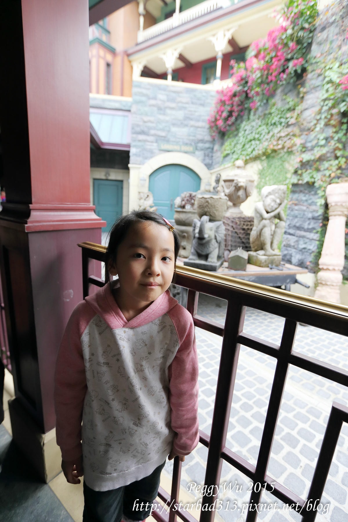 20251013-q2zrv 20251013-q2zrv