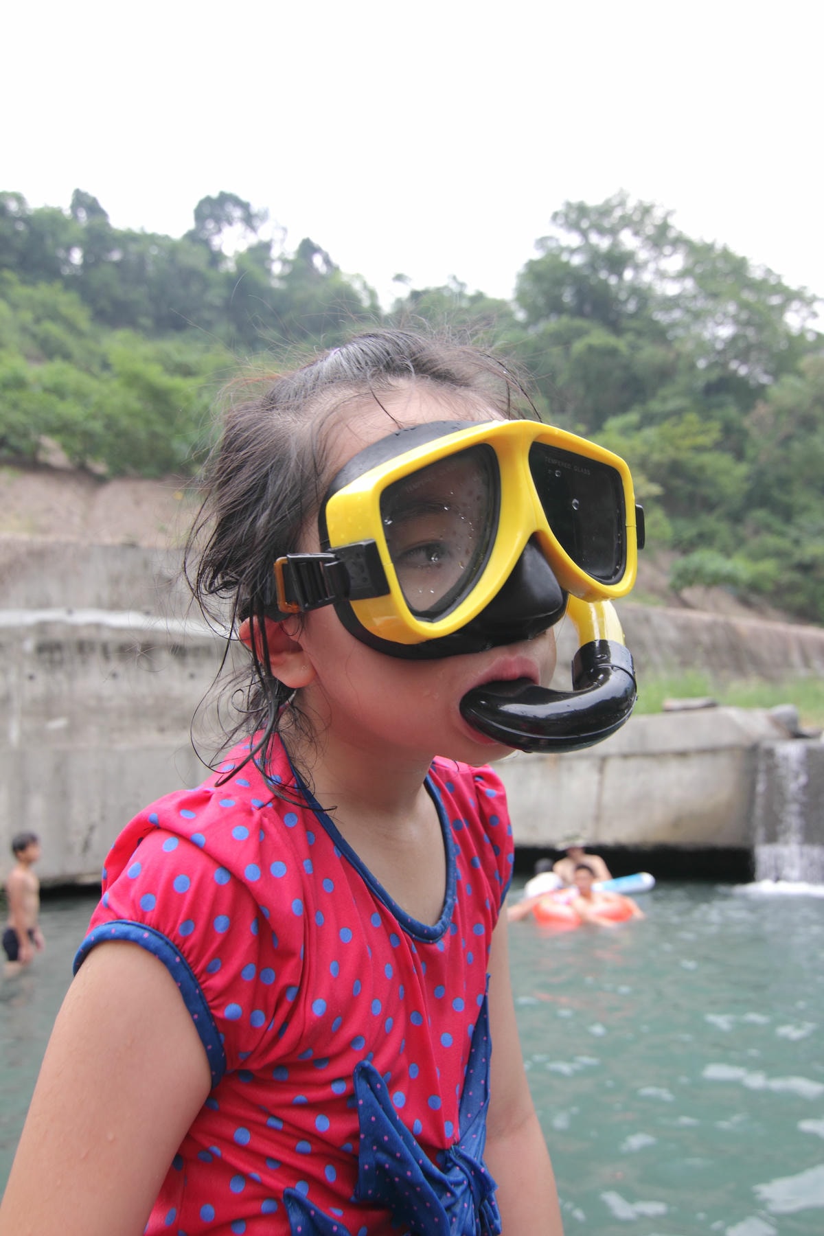 20251013-86nv6 20251013-86nv6