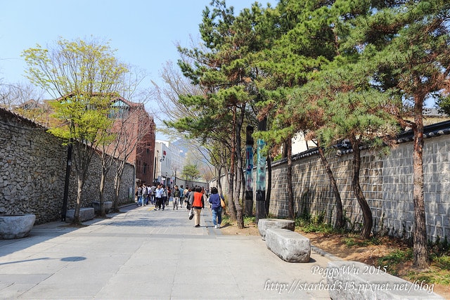 20251013-2s8jn 20251013-2s8jn