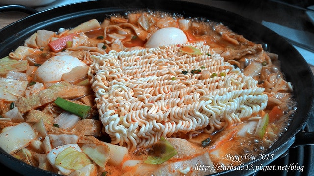 20251013-k4wc8 20251013-k4wc8