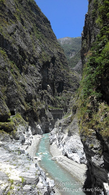 20251013-v9du4 20251013-v9du4