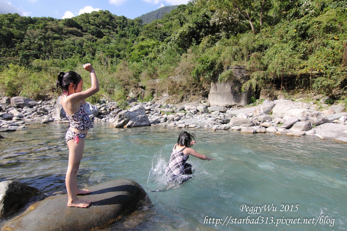 20251013-x0okv 20251013-x0okv