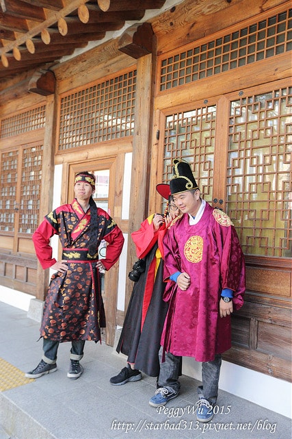 20251013-p7zsz 20251013-p7zsz