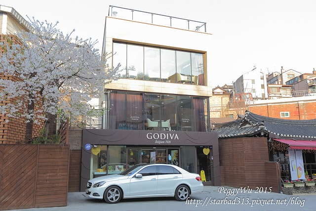 20251013-u0a2h 20251013-u0a2h