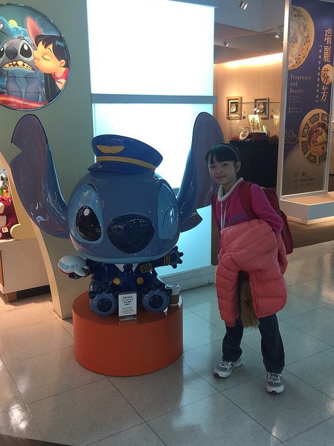 20251013-9ux6n 20251013-9ux6n