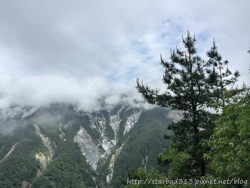 20251013-kxngs 20251013-kxngs