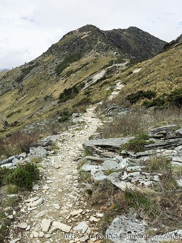 20251013-z5rn0 20251013-z5rn0