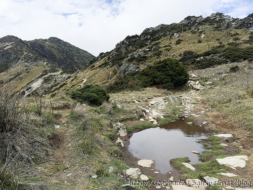 20251013-zx7eo 20251013-zx7eo