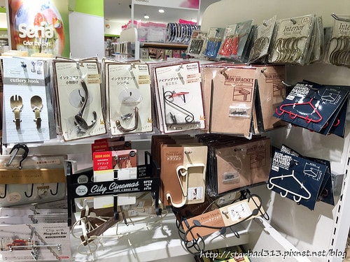 20251013-3i3aj 20251013-3i3aj