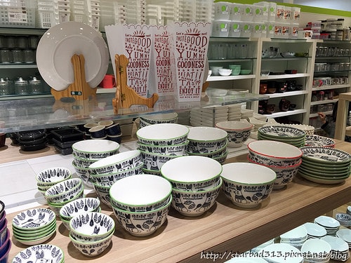 20251013-zh9t7 20251013-zh9t7