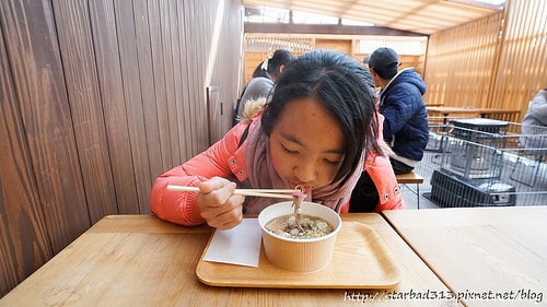 20251013-3ymfd 20251013-3ymfd