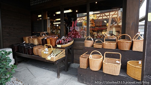 20251013-al0fj 20251013-al0fj