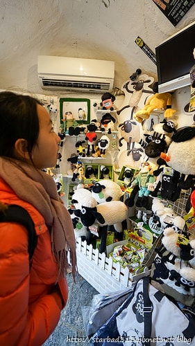 20251013-lnjuq 20251013-lnjuq