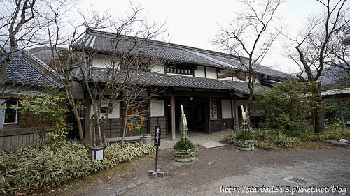 20251013-0zskq 20251013-0zskq