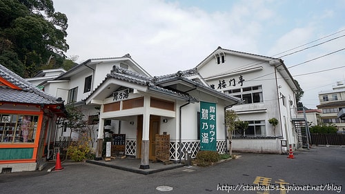 20251013-ook38 20251013-ook38