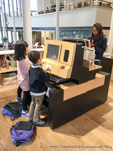 20251013-rle9q 20251013-rle9q