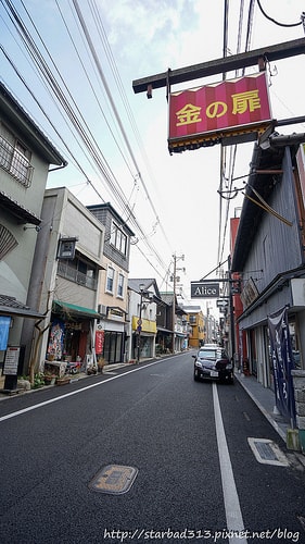 20251013-xu8qs 20251013-xu8qs