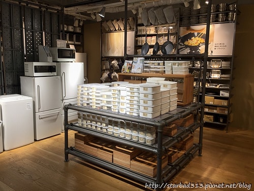 20251013-0v4lz 20251013-0v4lz