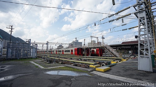 20251013-2fq42 20251013-2fq42